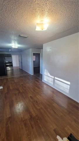 883 W OHIO AVENUE, Lake Helen, FL 32744