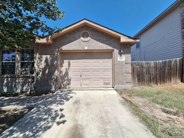 6347 Wild Flower Way, San Antonio, TX 78244