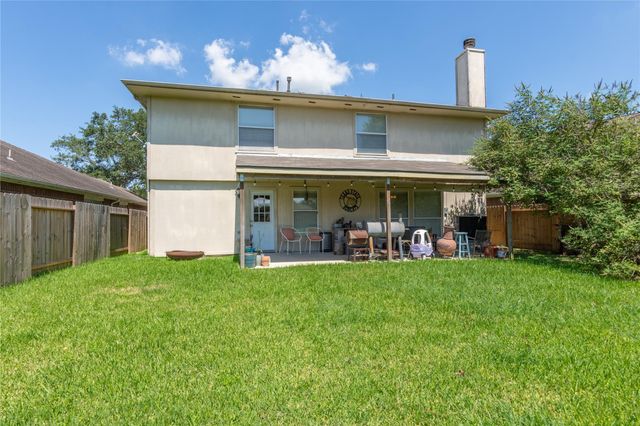 2888 Rocky Creek Lane, Dickinson, TX 77539