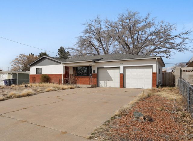1113 Glorieta Street NE, Albuquerque, NM 87112