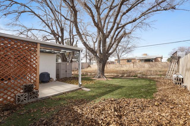 1113 Glorieta Street NE, Albuquerque, NM 87112