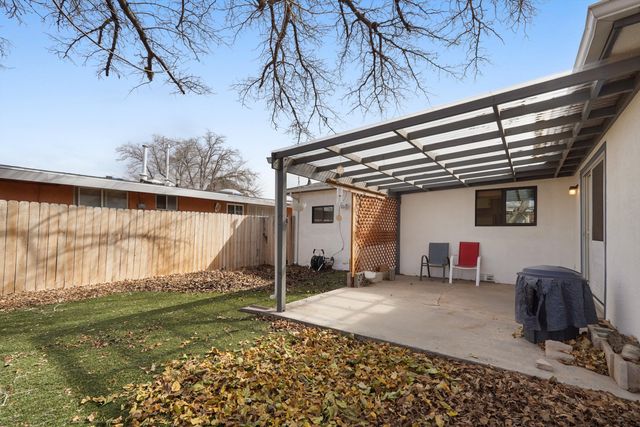 1113 Glorieta Street NE, Albuquerque, NM 87112