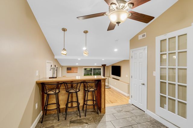 231 Haverhill St, Rowley, MA 01969