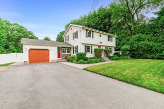 231 Haverhill St, Rowley, MA 01969
