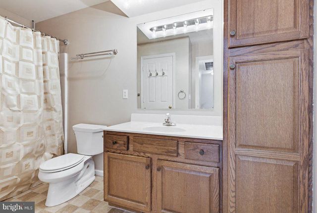 4074 LAUREL LN, Mount Joy, PA 17552