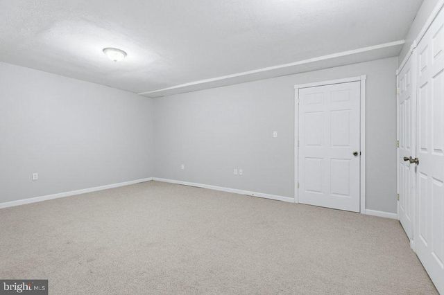 4074 LAUREL LN, Mount Joy, PA 17552