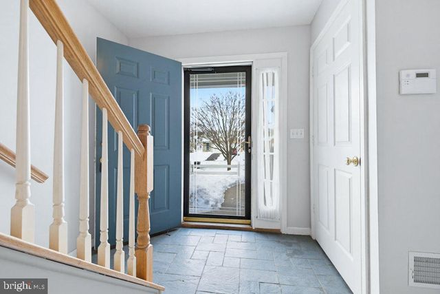 4074 LAUREL LN, Mount Joy, PA 17552