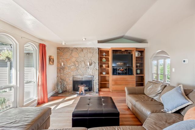 19190 Pinehurst Road, Bend, OR 97703