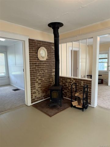 240 Jersey Avenue, Greenwood Lake, NY 10925
