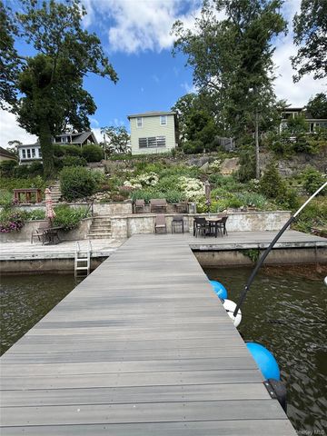 240 Jersey Avenue, Greenwood Lake, NY 10925