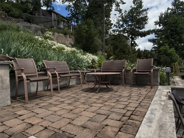 240 Jersey Avenue, Greenwood Lake, NY 10925