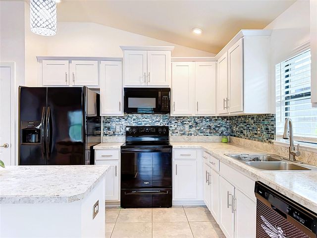 9210 52ND AVENUE E, Palmetto, FL 34221