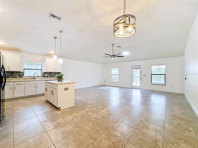 9210 52ND AVENUE E, Palmetto, FL 34221