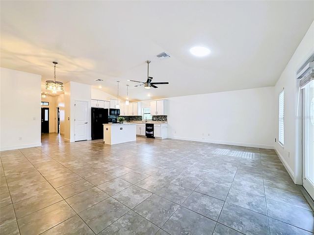 9210 52ND AVENUE E, Palmetto, FL 34221