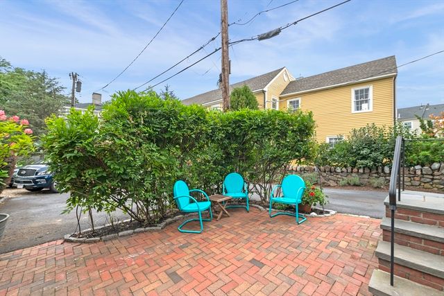 1 Goodwins Court, Marblehead, MA 01945