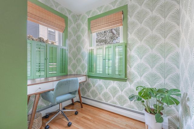 1 Goodwins Court, Marblehead, MA 01945