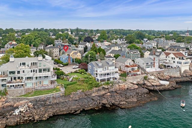 1 Goodwins Court, Marblehead, MA 01945