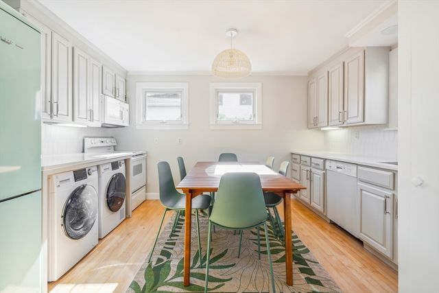 1 Goodwins Court, Marblehead, MA 01945