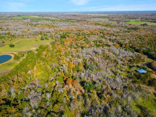 272 Deadwood RD, Cedar Creek, TX 78621