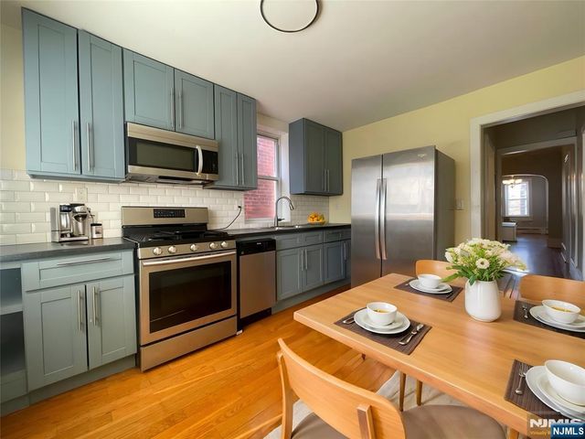 89 Liberty Place A, Weehawken, NJ 07086