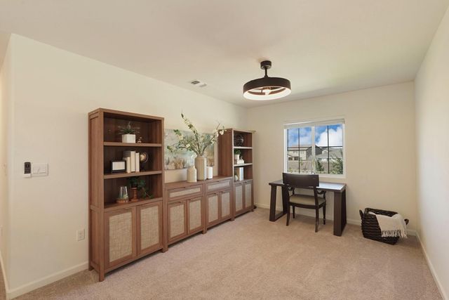 437 Rainbow Falls Ln, Manteca, CA 95337