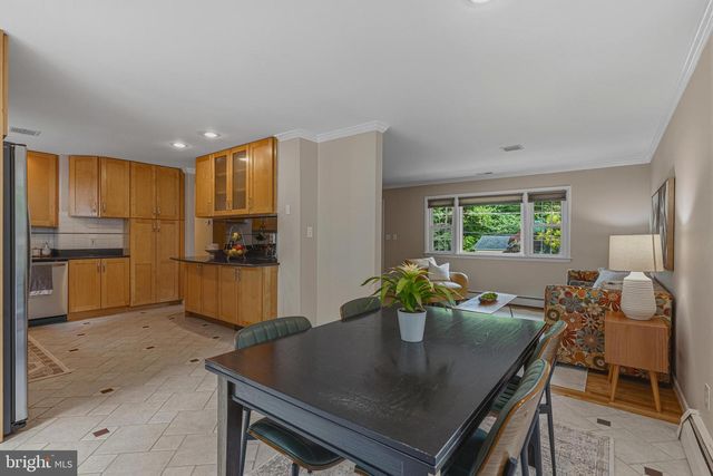 12006 WAYLAND ST, Oakton, VA 22124