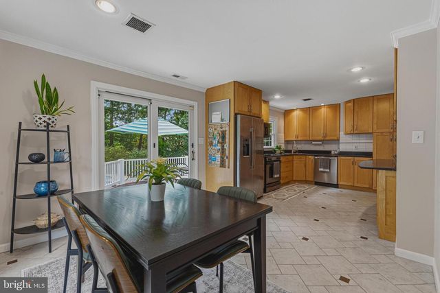 12006 WAYLAND ST, Oakton, VA 22124
