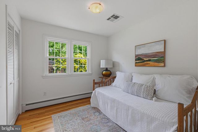12006 WAYLAND ST, Oakton, VA 22124