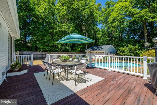 12006 WAYLAND ST, Oakton, VA 22124