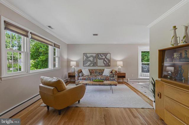 12006 WAYLAND ST, Oakton, VA 22124