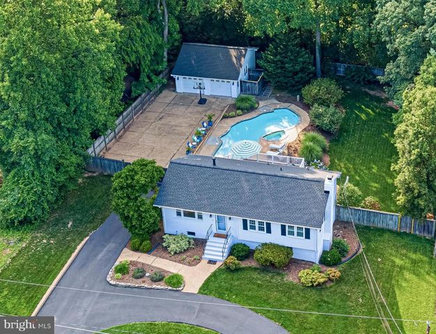12006 WAYLAND ST, Oakton, VA 22124
