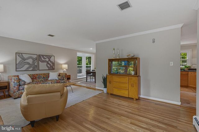 12006 WAYLAND ST, Oakton, VA 22124