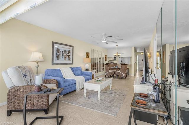 1926 SE 43rd ST 217, Cape Coral, FL 33904
