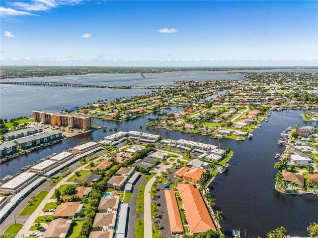 1926 SE 43rd ST 217, Cape Coral, FL 33904