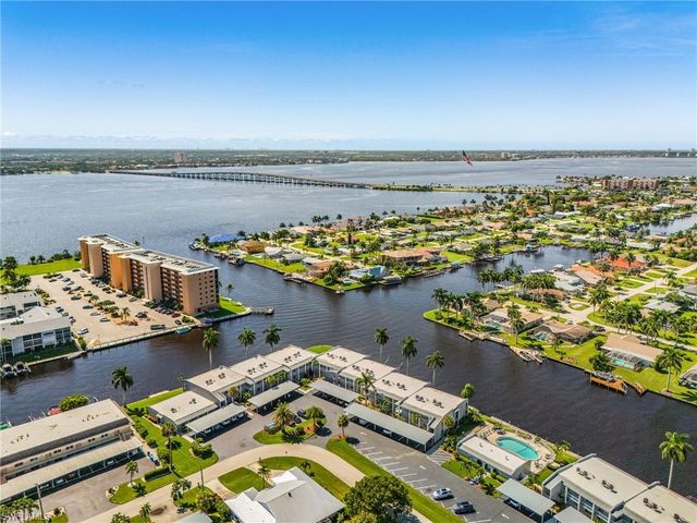 1926 SE 43rd ST 217, Cape Coral, FL 33904