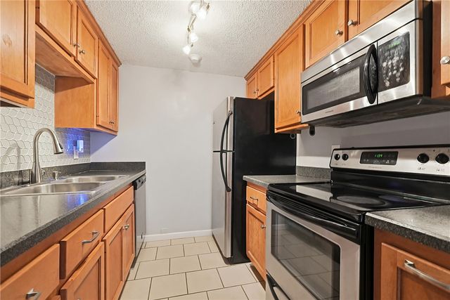 155 Saint Barnabe Street B1, Woonsocket, RI 02895