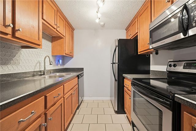 155 Saint Barnabe Street B1, Woonsocket, RI 02895