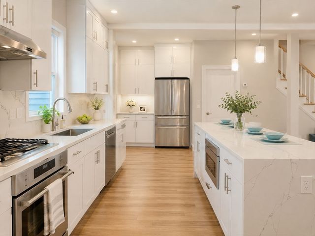 4 Baldwin St 4, Newton, MA 02458