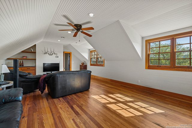 9402 Doss-Spring Creek Road, Doss, TX 78618