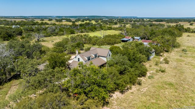 9402 Doss-Spring Creek Road, Doss, TX 78618