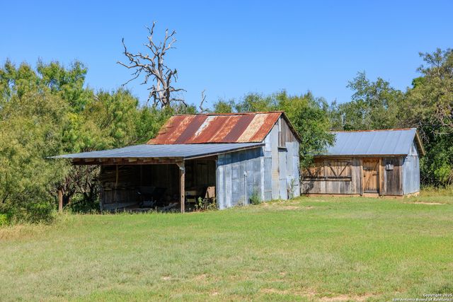 9402 Doss-Spring Creek Road, Doss, TX 78618