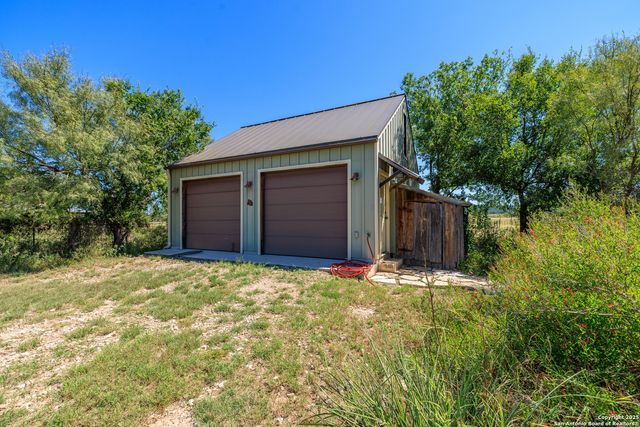 9402 Doss-Spring Creek Road, Doss, TX 78618