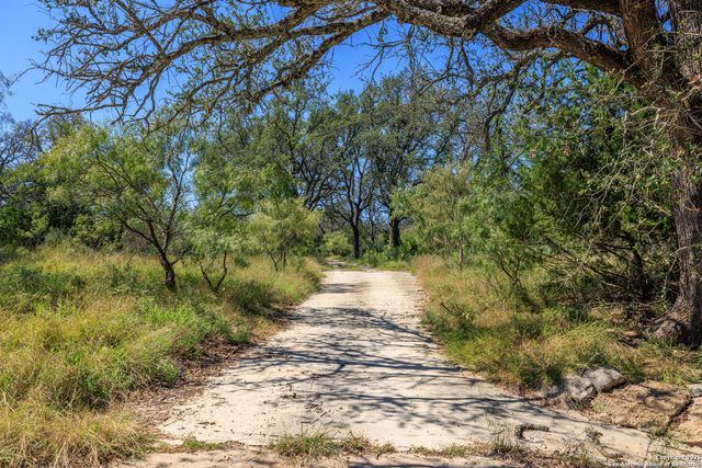 9402 Doss-Spring Creek Road, Doss, TX 78618