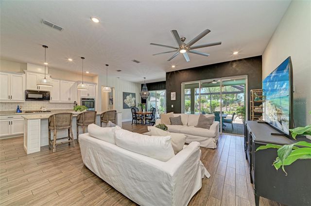 13820 AMERICAN PRAIRIE PLACE, Lakewood Ranch, FL 34211