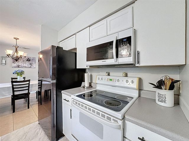 27083 ROPER ROAD, Brooksville, FL 34602