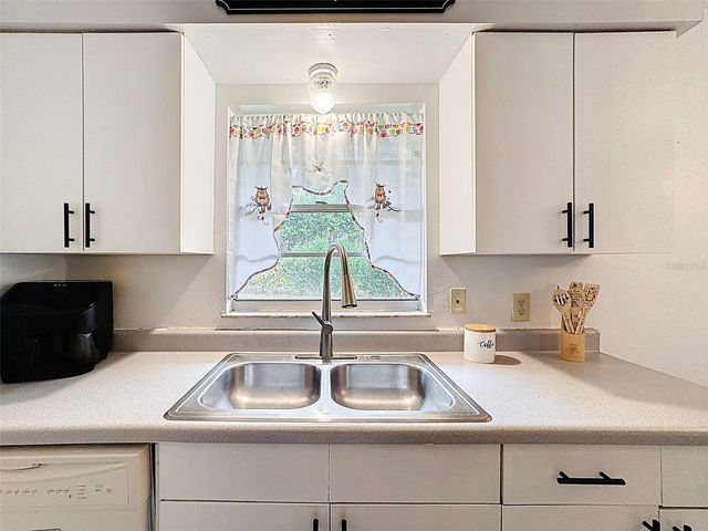 27083 ROPER ROAD, Brooksville, FL 34602