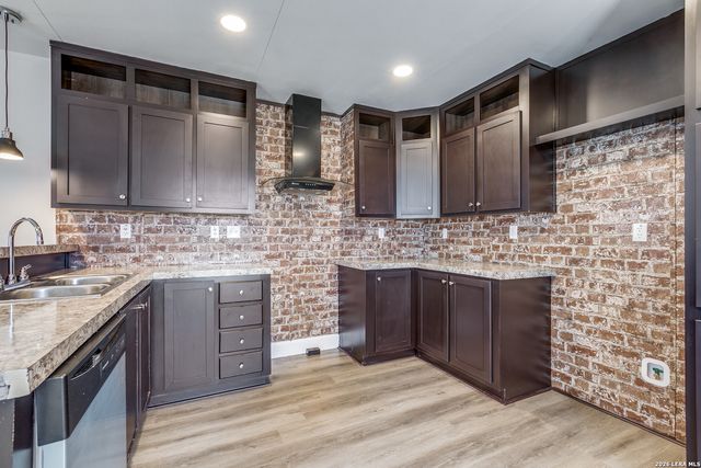 25221 PROGRESS RD, San Antonio, TX 78264