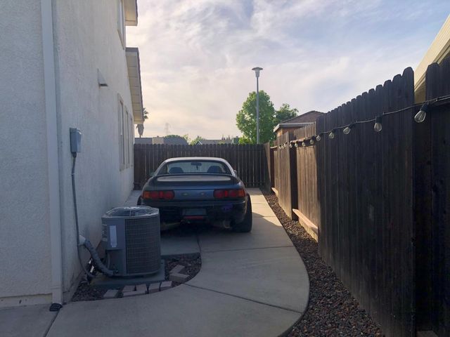 4640 Seanpatrick Dr, Sacramento, CA 95838