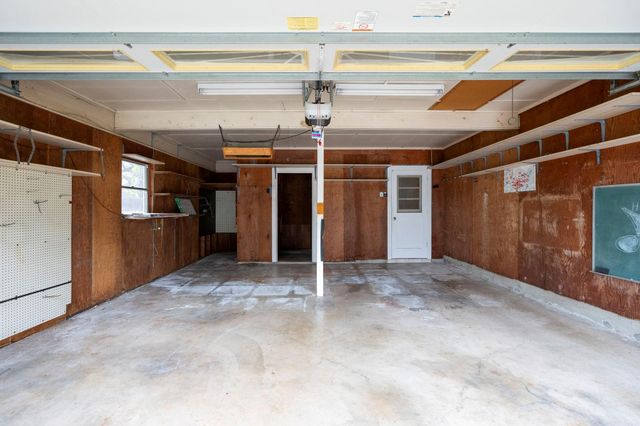 1800 Barbara ST, Austin, TX 78757