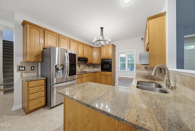 566 Timberknoll Lane, Wake Forest, NC 27587